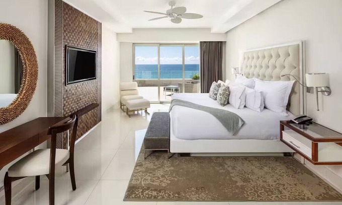 Cabo San Lucas Apartment | Garza Blanca Resort & Spa Los Cabos 2 - March 28- April 4 2026
