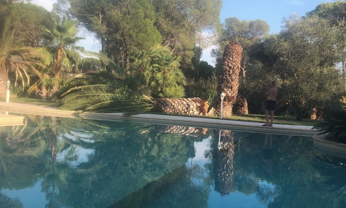 Frejus House | "Elegance and Space: A House of Exception