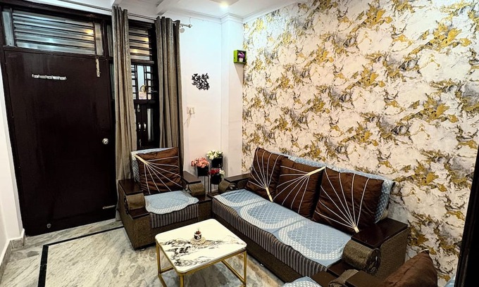 South West Apartment | Private 1 BHK Apartment in New Delhi Couple Friendly n