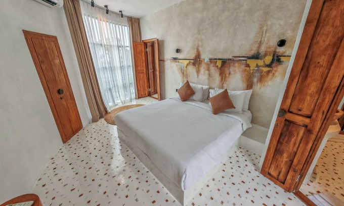 Jimbaran Bay Villa | Uluwatu 3 Bedroom Villa #2 Private Pool, Equipped Kitchen, Ocean View