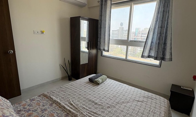 Balewadi Apartment | Chic 2-bedroom apartment with WiFi, AC in amazing Pune @ Balewadi High Street