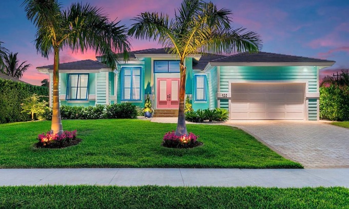 Marco Island House | Beautiful 3 Bedroom/2 Bath with den pool home