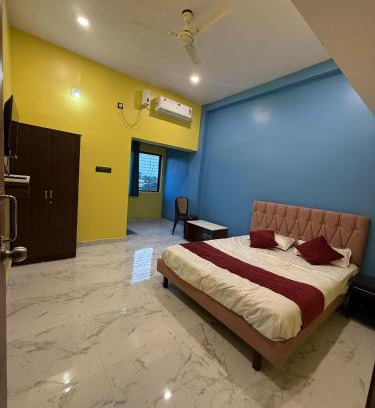 Bhadrak Hotel | HOTEL SANTILATA PALACEe