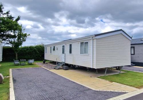 Selsey Apartment | Concept Lodge