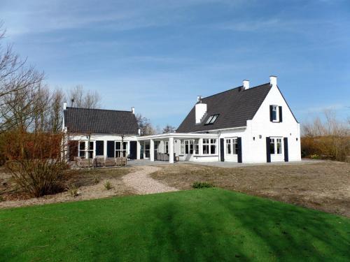 Ouddorp Villa | Westerweg 23 - Ouddorp Luxury villa near the beach 10 persons - not for companies