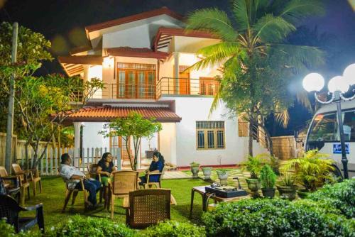 Hingurakgala Hotel | Thusitha Resort